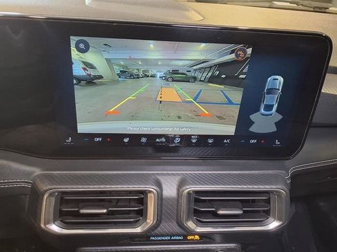 Used 2024 Ford Mustang Premium image 7