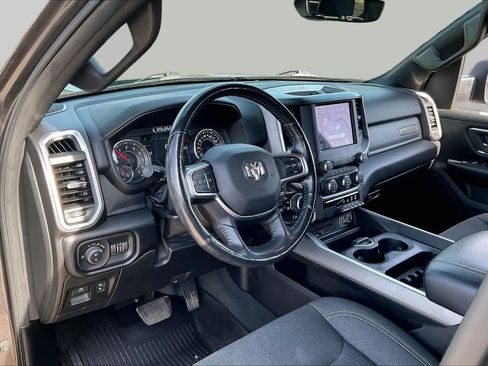 Used 2019 RAM 1500 Big Horn AWD/4WD image 17