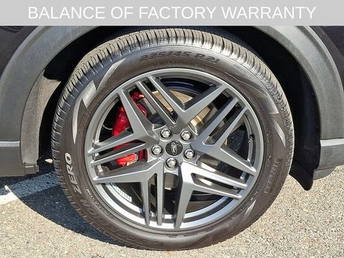Used 2025 Ford Explorer ST AWD/4WD image 9