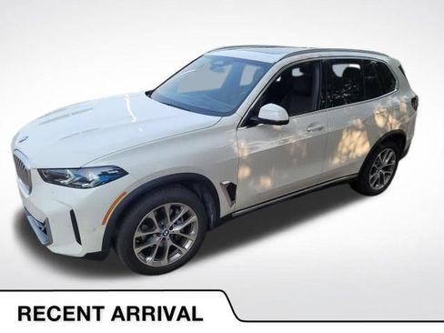Used 2026 BMW X5 xDrive40i w/ Premium Package AWD/4WD image 1