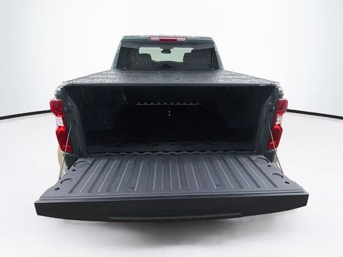 Used 2025 Chevrolet Silverado 1500 LT AWD/4WD image 26