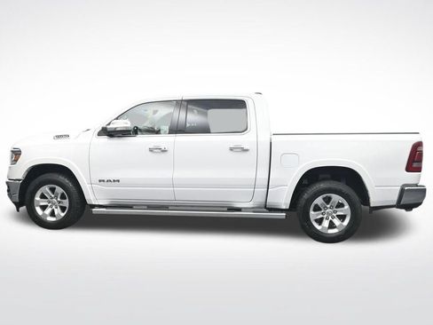 Used 2022 RAM 1500 Laramie AWD/4WD image 9