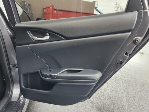 Used 2019 Honda Civic Sport image 48
