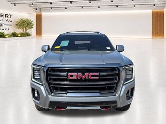 Used 2024 GMC Yukon AT4 w/ Technology Package AWD/4WD video 3