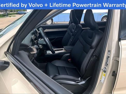 Certified 2025 Volvo EX90 Plus AWD/4WD image 33
