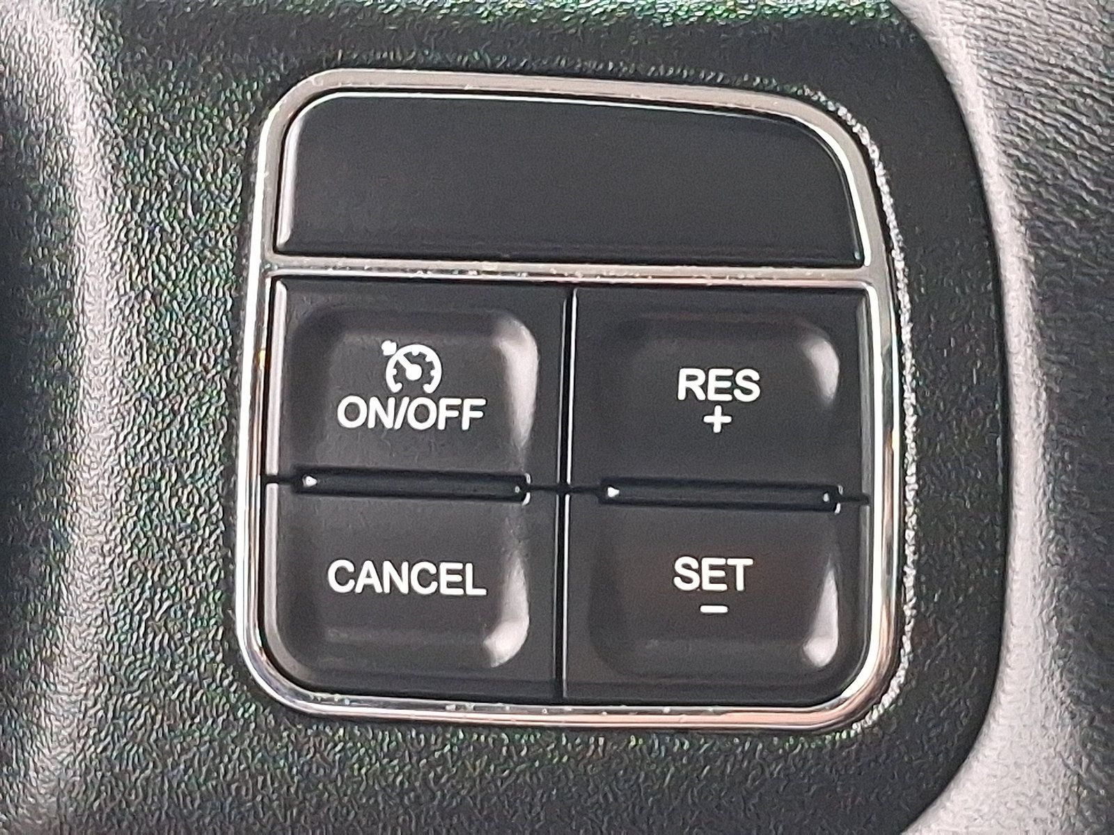 Used 2016 Jeep Wrangler Unlimited Rubicon w/ Connectivity Group AWD/4WD image 20