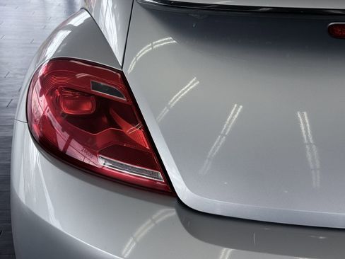 Used 2015 Volkswagen Beetle 1.8T image 12