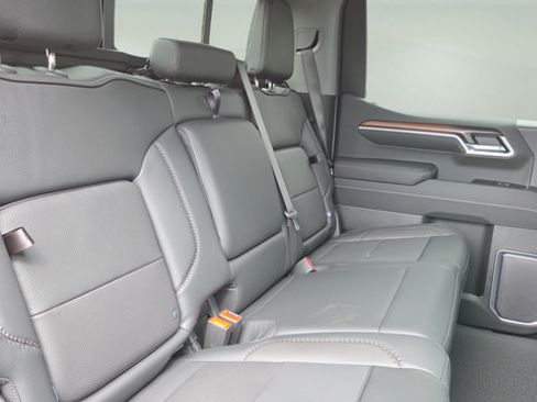 New 2026 GMC Sierra 1500 Denali w/ Technology Package AWD/4WD image 19