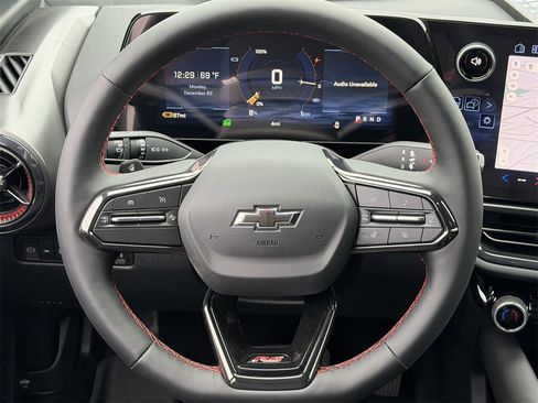 New 2026 Chevrolet Equinox EV RS image 12