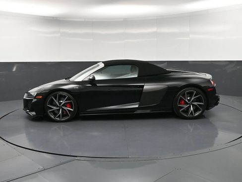 Used 2023 Audi R8 V10 performance w/ Carbon Exterior Package RWD image 2