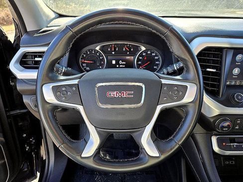 Used 2023 GMC Acadia SLT image 21