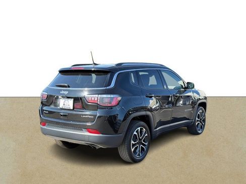 Used 2022 Jeep Compass Limited image 7