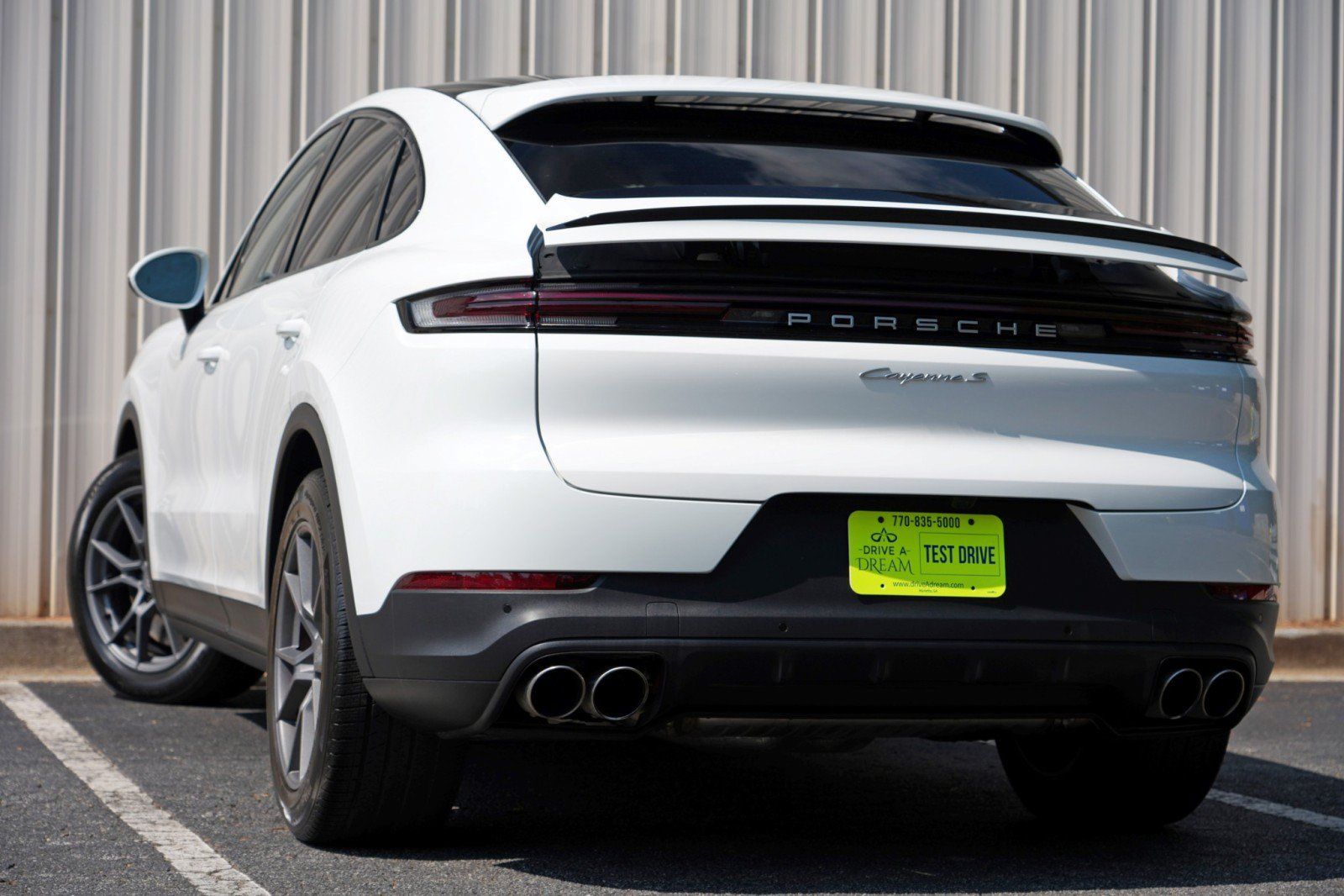 Used 2024 Porsche Cayenne S AWD/4WD image 6