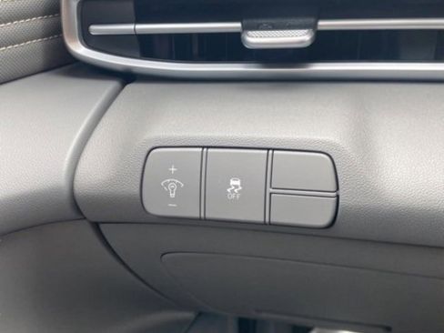 New 2026 Hyundai Elantra SEL Sport Premium FWD image 18