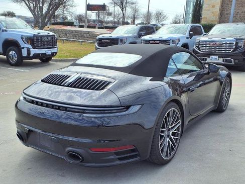 Used 2023 Porsche 911 Carrera image 3