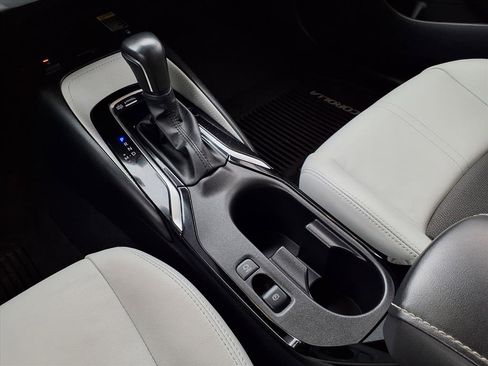 Used 2023 Toyota Corolla XSE image 17