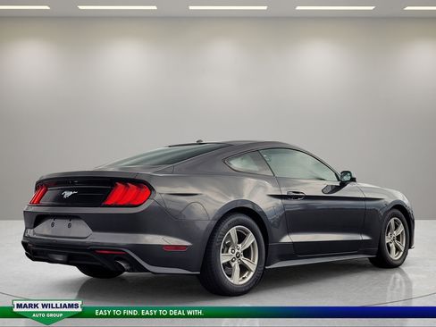 Used 2020 Ford Mustang Coupe RWD image 4