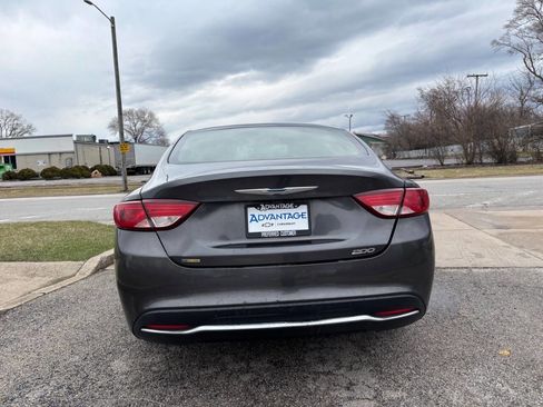 Used 2015 Chrysler 200 Limited image 20