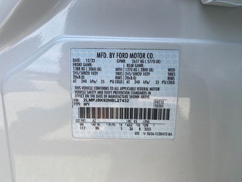 Used 2022 Lincoln Nautilus Reserve image 26