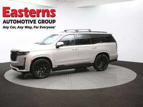 Used 2024 Cadillac Escalade Sport Platinum w/ LPO, ONYX Package image 62