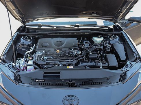 Certified 2025 Toyota Camry SE FWD image 33