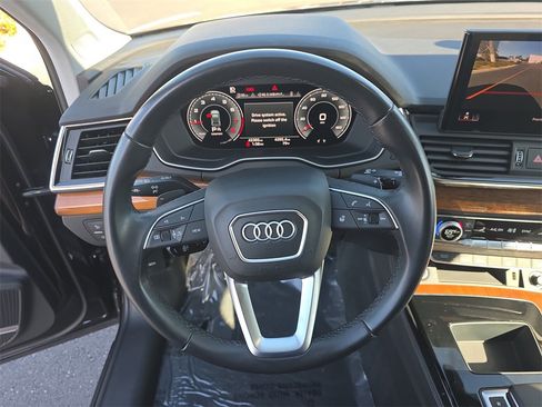 Used 2022 Audi Q5 2.0T Premium Plus w/ Premium Plus Package image 30