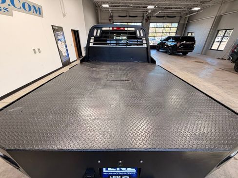 Used 2020 RAM 3500 Tradesman w/ Chrome Appearance Group image 7