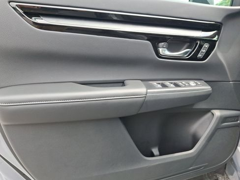 Used 2025 Honda CR-V EX-L image 12