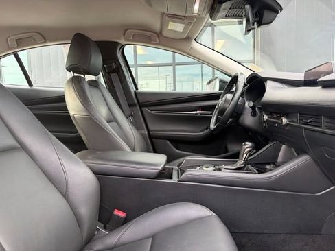 Used 2025 MAZDA MAZDA3 s FWD image 10