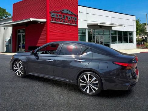 Used 2020 Nissan Altima 2.5 Platinum image 3