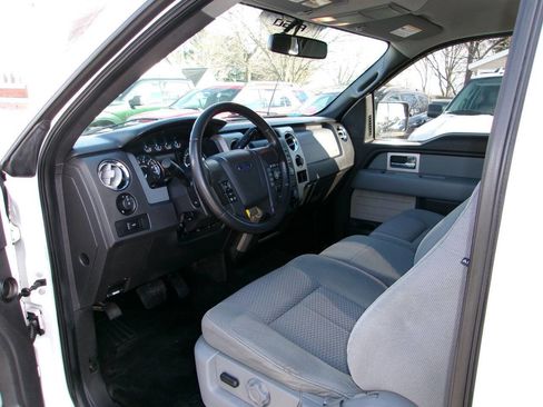 Used 2011 Ford F150 XLT w/ XTR Pkg image 5