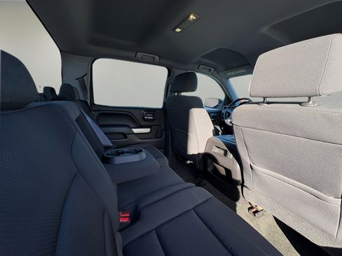 Used 2017 Chevrolet Silverado 1500 LT w/ LT Convenience Package image 32