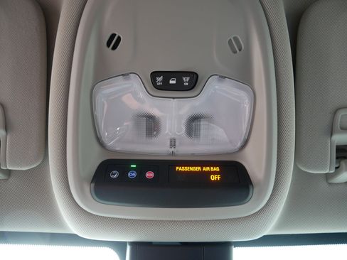 Used 2024 Buick Encore GX Preferred FWD image 35