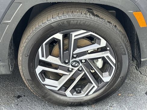 Used 2025 Hyundai Tucson Limited image 12