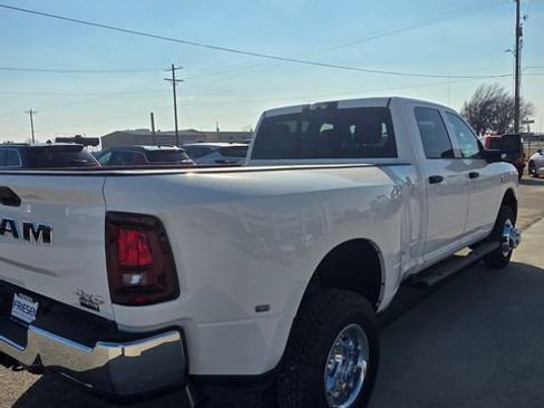 New 2026 RAM 3500 Tradesman AWD/4WD image 7