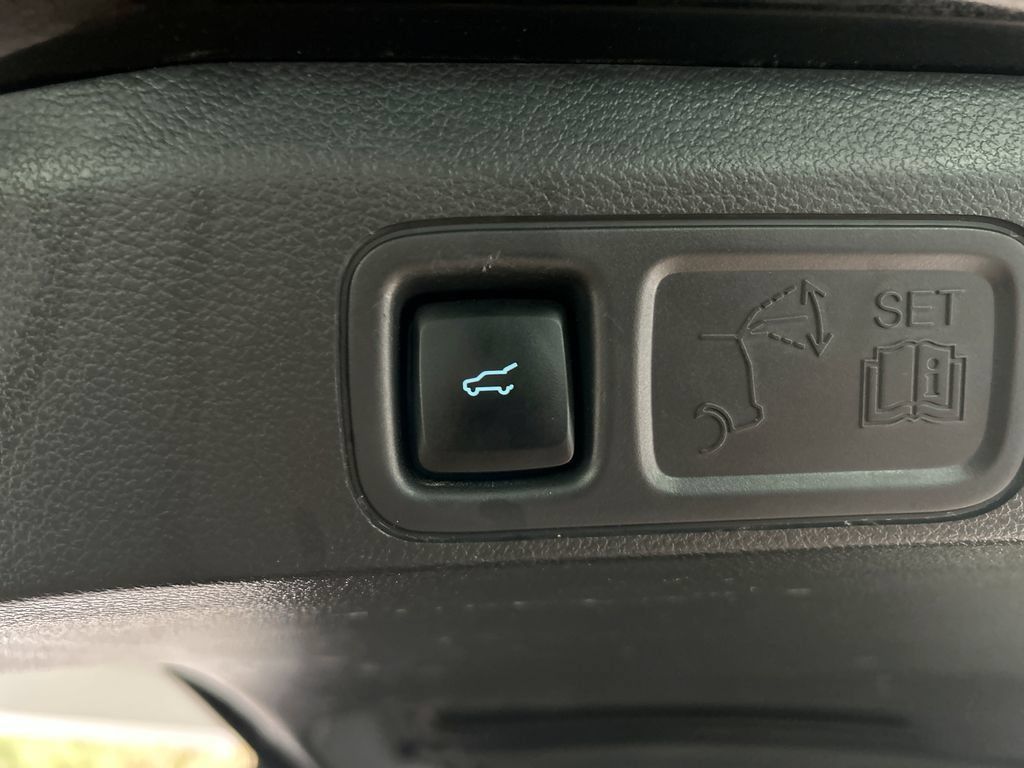 Used 2024 Ford Expedition Max Limited RWD image 48