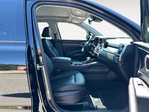 Used 2022 Kia Sorento S w/ Panoramic Sunroof Package image 15