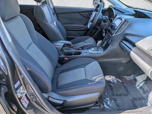 Used 2018 Subaru Crosstrek 2.0i Premium image 18