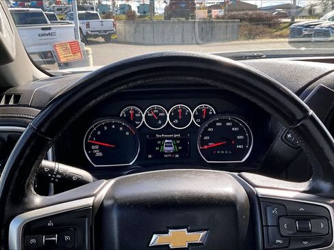 Used 2021 Chevrolet Silverado 1500 LT w/ Fleet Comfort Package image 18