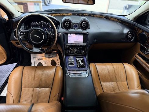 Used 2013 Jaguar XJ AWD image 5
