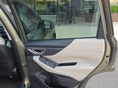 Used 2021 Subaru Forester Limited AWD/4WD image 9