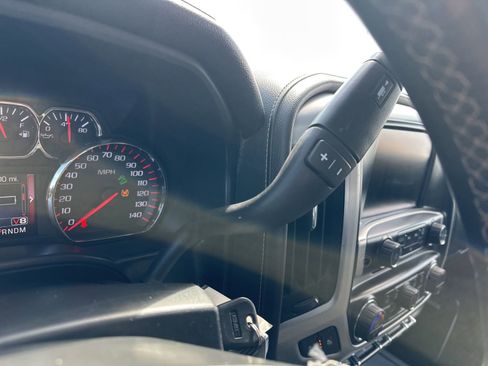 Used 2015 GMC Sierra 1500 SLT w/ SLT Crew Cab Value Package image 46