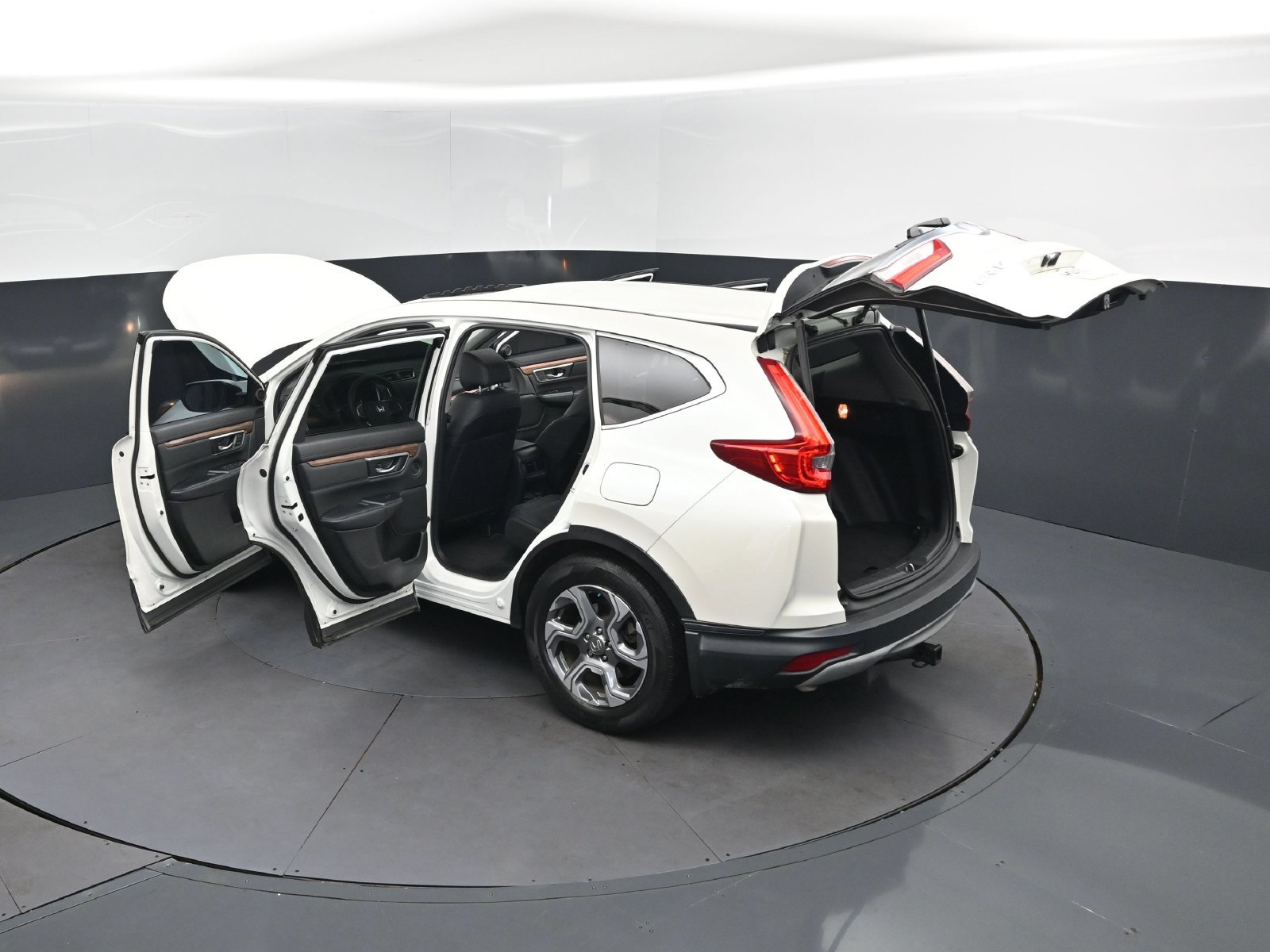 Used 2018 Honda CR-V EX-L image 2