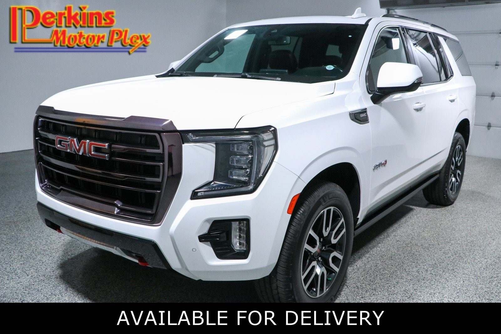 Used 2022 GMC Yukon AT4 AWD/4WD image 1