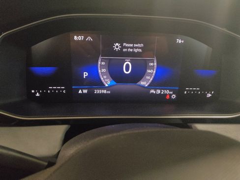 Used 2025 Volkswagen Jetta SE FWD image 23