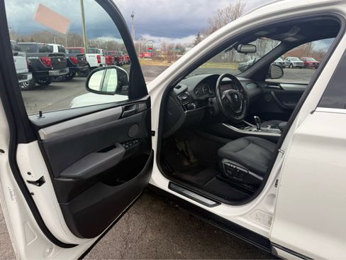 Used 2017 BMW X3 xDrive28i image 6