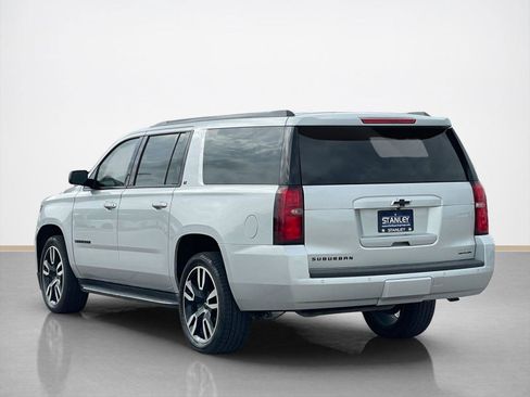 Used 2018 Chevrolet Suburban LT w/ Luxury Package image 6