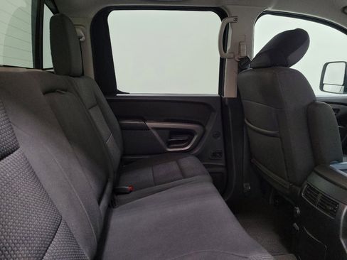 Used 2015 Nissan Titan SV w/ SV Value Truck Package AWD/4WD image 19