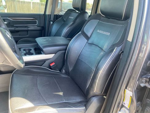 Used 2022 RAM 3500 Laramie AWD/4WD image 12