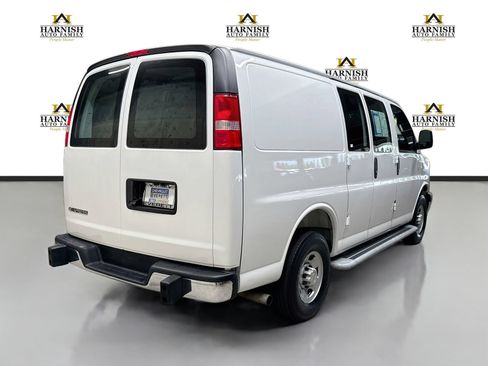 Used 2025 Chevrolet Express 2500 w/ Driver Convenience Package RWD image 6